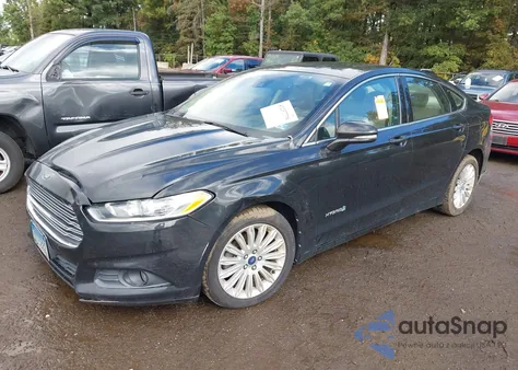 2013 Ford Fusion Hybrid Se из США, поврежденный, VIN 3FA6P0LU8DR161602